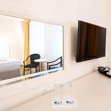 Ea Elefant Hotel Karlowe Wary